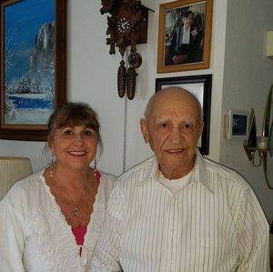 Meet your Posher, Angela